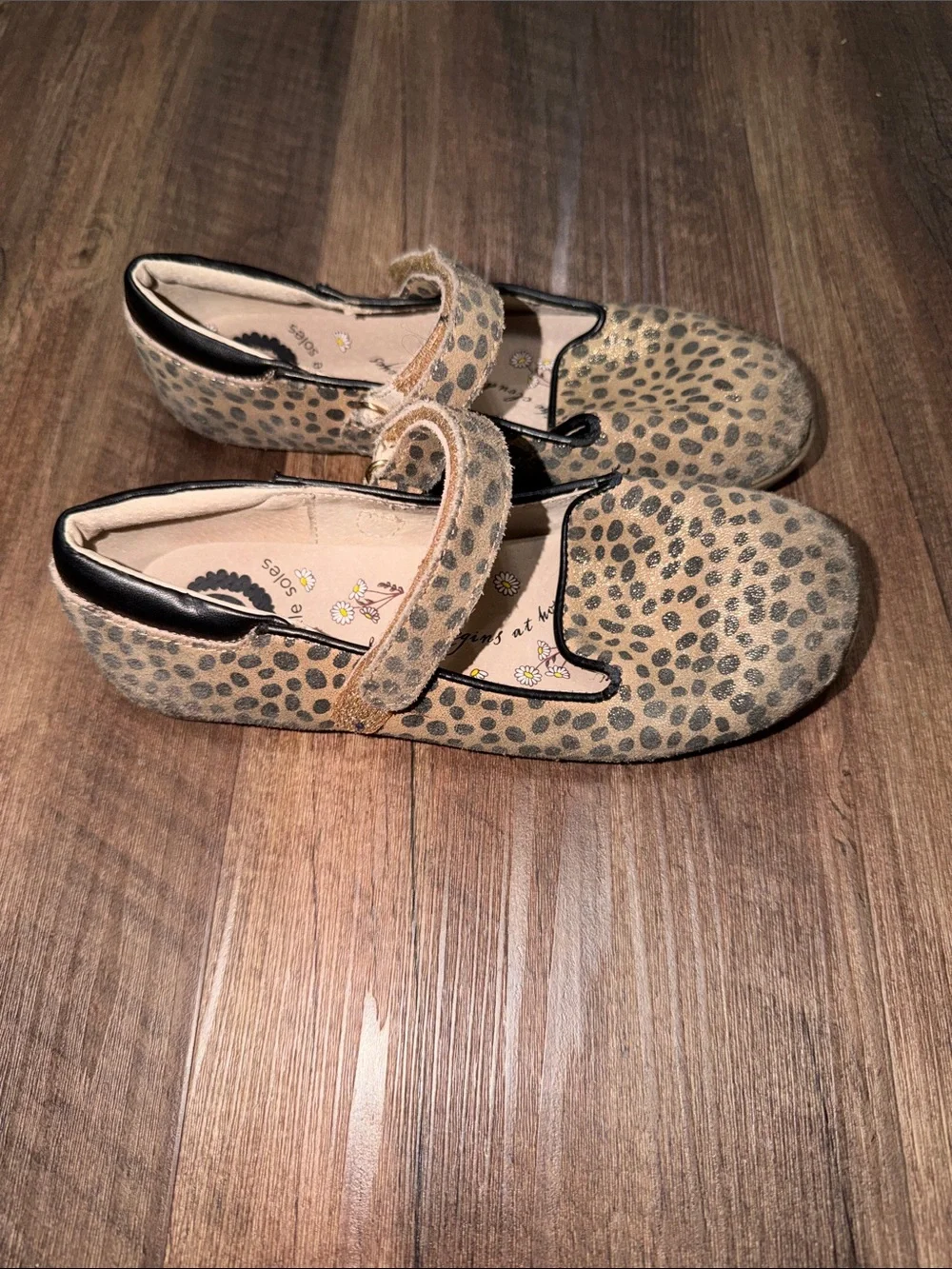 Livie & Luca Leopard Print Leather Girls Ballet Flat Shoes Sz 13
